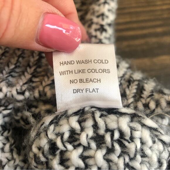 Everly Cableknit Sweater Womens Crewneck Oversized Chunky Long Cozy Gray Warm - Picture 7 of 11